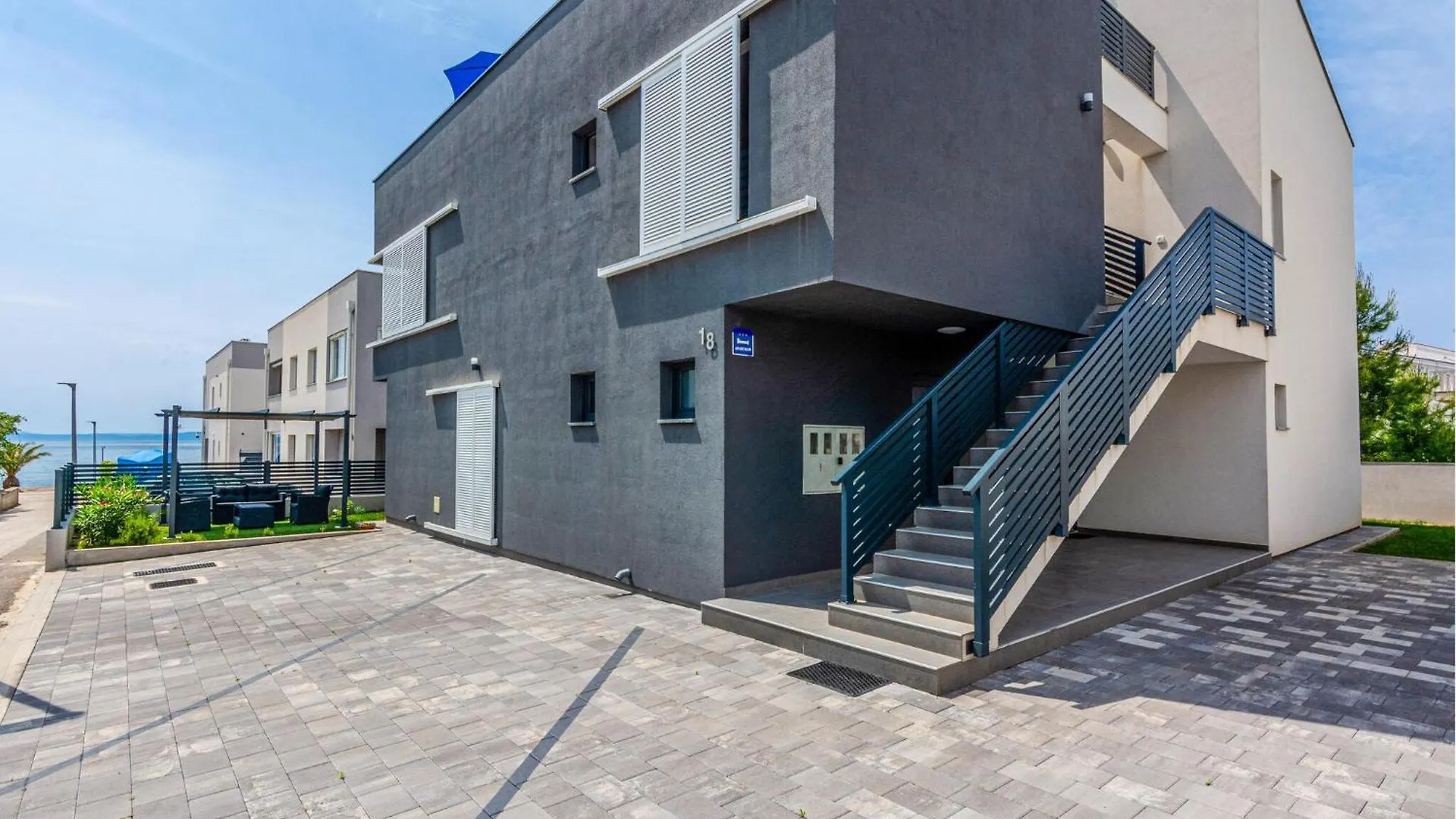 Cozy Apartment In Vir With Wifi